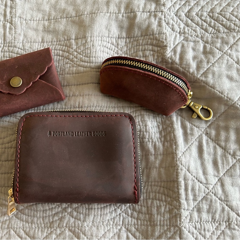 Portland Leather Goods (PLG) Merlot Bundle - BNNU